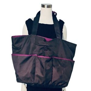🐳 Lululemon Reversible Tote